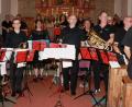 Bild: lk
Das Ensemble "Con Spirito" mit Dirigent Dieter Wendel (rechts).