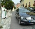 Bild: wrt
Auch Bürgermeisters Auto holt sich den Segen