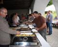 Bild: wro
Beim Büffet, das im Pfarrstadel auf die hungrigen Gäste wartete, konnte sich jeder nach Herzenslust bedienen.