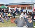 Bild: fjo
Auf dem weitläufigen TSV-Areal genoss viel Publikum die Atmosphäre beim Jubiläumsfest der "Harley-Freunde".