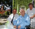 Bild: sm
Alfons Bösl (Mitte) feiert im Seniorenheim Löffler seinen 75. Geburtstag.