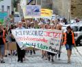 Bild: Stephan Huber
Demonstranten ziehen durch die Amberger Innenstadt. Die “Fridays for Future“-Ortsgruppe hat bereits fünf Demonstrationen organisiert.