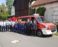 Bild: mde
Kreisbrandmeister Florian Braunreuther, Kreisbrandinspektor Otto Braunreuther und Kreisjugendfeuerwehrwart Wolfgang Bauer (von rechts) mit den Jugendfeuerwehranwärtern sowie dem Führungsgremium, Vorstand und den Jugendwarten der Kötzersdorfer Feuerwehr nach der Abnahme der Bayerischen Jugendleistungsprüfung.