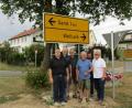 Bild: sck
Zufrieden mit den Sichtverhältnissen an der Kreuzung zwischen Welluck und Sand zeigen sich (von links) CSU-Vorsitzender Bernhard Hinteregger, Geschäftsführer Klaus Riede, Stadtrat Herbert Appl, Stadtrat Eugen Eckert, Thomas Riedhammer und Stadtrat Arthur Schriml.