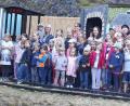 Bild: exb
Der Kinderkirchenchor Pressath besucht das Basalttheater in Parkstein.