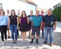 Bild: ral
Das Bild zeigt (von links) Carina Piehler, Robert Kraus, Carolin Merkl, Andreas Flierl, Marie Gradl, Tobias Braun, Karl Mutzbauer, Josef Piehler und Bürgermeister Josef Deichl.
