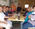 Bild: az
Richtig gut gehen lassen es sich die Senioren beim traditionellen Sommerfest in "Adlers Biergarten". Elisabeth Gottsche und Karlheinz Wächter (beide hinten im Bild) haben die Veranstaltung organisiert.