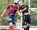 Bild: btg
Der Einsatz von Grafenwöhrs Dominik Sandner (links im Duell mit Fritz Simmet vom TSV Bogen) am Samstag gegen den ASV Neumarkt ist noch fraglich.