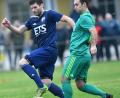 Bild: A. Schwarzmeier
Christoph Dumler (links) brachte den SV Kulmain mit seinem Treffer zum 1:0 gegen den FC Wernberg auf die Siegerstraße.