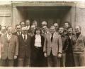 Bild: ca
Die Kriminalpolizei in den 70ern: Im Bild die früheren Kripochefs Ludwig Detter und Anton Hecht (Sechster und Siebter von rechts), dem ehemaligen stellvertretenden Leiter Jochen König (links) und Brigitte Gürtler (Mitte), erste Kriminalbeamtin. 	Bild: exb/Archiv Polizei
