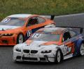 Bild: gf
Mit seinem 3er BMW (Startnummer 13) heimste Sebastian Kulzer bei der Cup-Trophy den Klassensieg ein und wurde Dritter in der F1-Trophy.