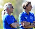 Bild: G. Büttner
Der Schirmitzer Trainer Josef Dütsch (rechts) und sein "Co" Peter Möhrle hoffen auf eine erfolgreiche Partie gegen den TSV Detag Wernberg.