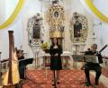 Bild: gz
Das über einstündige Konzert umrahmten Sopranistin Dagmar Spannbauer aus Schwandorf mit Gesang, Veronika Miller-Wabra aus Oberviechtach mit Harfe und Roland Polzer aus Zell mit Fagott mit klassischen und sakralen Werken.