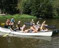 Bild: exb
Die Jugendlichen des HPZ Irchenrieth haben Spaß beim Paddeln mit den Sportlern von Kanu-Weiden.