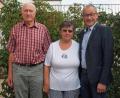 Bild: sön
Zur goldenen Hochzeit gratulierte Bürgermeister Erwin Geitner dem Jubelpaar Monika und Georg Walz (von rechts).