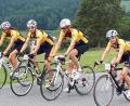 Bild: lhc
Zahlreiche Berge des Bayrischen Waldes meisterten die Rennradler des RSC Neukirchen beim Arber-Radmarathon.