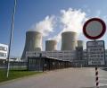 Bild: Michael Heitmann/dpa 
Das Atomkraftwerk im tschechischen Temelín. Radioaktivität kennt keine Staatsgrenzen.