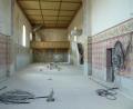 Bild: Portner
In der Expositurkirche Wildeppenried ist die Bodenplatte betoniert und der Sanierputz auf den freigelegten Wänden im Sockelbereich aufgebracht.