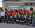 Bild: gi
Die Feuerwehr Etzgersrieth legte mit Bravour die Leistungsprüfungen der Stufen von 1-6 ab. Dazu gratulierten Bürgermeister Hermann Ach (links) sowie die beiden Vorsitzenden Rudolf Mitlmeier (Dritter von rechts) und Fritz Steinhilber (Zweiter von rechts).