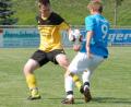 Bild: gb
Kreisklassen-Spitzenreiter FC Tirschenreuth II fertigte die SG Griesbach/Großkonreuth mit 5:1 ab. Hier stoppt Benedikt Schirmer (links) den Gästespieler Julian Burger.