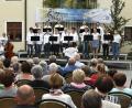 Bild: Petra Hartl
Gute Stimmung bei der Sommerserenade mit den Happy Voices im Schnaittenbacher Rathausinnenhof.