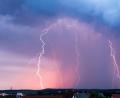 Bild: Felix Kastner
Der Deutsche Wetterdienst warnt für den heutigen Nachmittag vor Gewittern. Besonders betroffen sind die Landkreise Cham, Tirschenreuth und Neustadt. Auch in Amberg-Sulzbach sind markante Gewitter möglich.