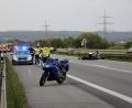 Bild: Alexander Auer
Ein Motorradfahrer ist auf der A 93 bei Regenstauf tödlich verunglückt.