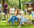Bild: exb
Kühle Drinks mit Freunden, leckeres Essen - eine Gartenparty ist im Sommer ein besonderes Highlight.