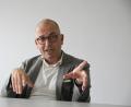 Bild: za
Deutliche Fingerzeige: Fraktionsvorsitzender Christian Deglmann kündigt im Interview 40 Kandidaten für die Stadtratsliste der Bürgerliste an – aber keinen eigenen OB-Kandidaten.