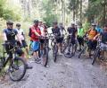 Bild: edo
Vierzehn Fahrer machen sich bei der „Kirwa-Radltour“ auf den Weg, um sieben prägnante Berge in der Region zu befahren.