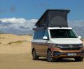 Bild: VW Nutzfahrzeuge
Unter den Reisemobilen gilt der VW California als Multitool. Auf dem Caravan-Salon in Düsseldorf feiert die Version 6.1 Weltpremiere.