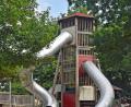 Bild: Andreas Royer
Der Spielplatz im Bürgerpark gegenüber dem Bahnhofsgelände wird sehr gut angenommen. Nach Vorstellungen der CSU-Stadtratsfraktion soll er bald mit einem Wasserbereich noch attraktiver gemacht werden.