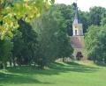 Bild: swo
Noch ist es ruhig rund um die kleine, idyllisch am Waldrand gelegene Wallfahrtskirche auf dem Mausberg. Das wird sich ab Sonntag ändern: Während der Festwoche werden hier Tausende Wallfahrer erwartet.