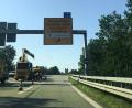 Bild: Tietz
"Schwandorf-Frohnberg": Dieses Schild soll an der Autobahnabfahrt Schwandorf-Nord auf den Ortsteil Fronberg hinweisen.