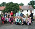 Bild: opp
Eine Fülle von Erlebnissen bot den Kindern das Ferienprogramm am Mitterhof. Kerstin und Matthias Frank zeigten den 19 Mädchen und Buben, was das Betreibens eines Hofes bedeutet.