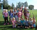 Bild: exb
Rund 20 Kinder kamen zu einem kurzweiligen Nachmittag auf dem Sportplatzgelände in Weidenthal zusammen.