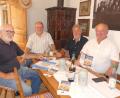 Bild: rn
Karlheinz Keck, Alfred Albersdörfer, Josef Prunhuber und Eckhard Bodner (von links) beenden "Beim Taubnschuster" die Vorbereitungen für die Eschenbacher Mundarttage 2019.