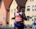 Bild: Kiefner
Bontu Kaba Desso (DJK Weiden) gewann den Halbmarathon in der Fränkischen Schweiz.