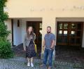 Bild: Hirsch
Druckgrafikerin Marion Bösen (links) und Fotograf Lars Heidemann (rechts) stehen vor der neuen Siebdruckwerkstatt, die im Souterrain des Oberpfälzer Künstlerhauses untergebracht ist.