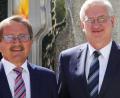 Bild: njn
In der CSU-Vorstandssitzung gab Bürgermeister Hans Donko (links) bekannt, dass er bei der Kommunalwahl 2020 nicht mehr antreten wird. Ins Rennen möchte die CSU ihren Ortsvorsitzenden Johannes Reger (rechts) schicken. Die Nominierungsversammlung des CSU-Ortsverbandes findet Anfang November statt.