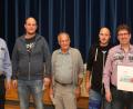 Bild: njn
Marco Vollath (zweiter von rechts) gewann den Hauptpreis beim CSU-Preisschafkopf. Mit auf dem Bild (von links) CSU-Ortsvorsitzender Johannes Reger mit den weiteren Gewinnern Matthias Wächter, Rudi Schinner und Trostpreis-Gewinner Christian Duschl sowie JU-Ortsvorsitzender Matthias Fütterer.