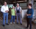 Bild: exb
MdL Anna Toman (rechts) erörterte mit Vertretern des Bauernverbands die aktuellen Probleme der Landwirtschaft. Links i m Bild Kreisbauernobmann Ely Eibisch.