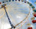 Bild: Gabi Schönberger
Traumwetter für eine Runde im Riesenrad.