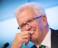 Bild: Sebastian Gollnow/dpa
Winfried Kretschmann, Ministerpräsident von Baden-Württemberg, hat seine Kandidatur für die Landtagswahl 2021 bekannt gegeben.