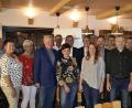 Bild: sck
Die Stadtratskandidaten der Freien Wähler/Aufschwung Auerbach nach ihrer Nominierung.