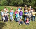 Bild: e
Strahlende Gesichter bei der Märchenwanderung mit Gretl Mildner (hinten links), Adolfine Nitschke und Franz Erras (hinten, von rechts).
