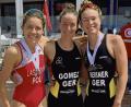 Bild: exb
Marlene Gomez-Islinger (Mitte) siegte beim Afrika-Cup-Triathlon vor der Polin Lagownik (links) und der Teamkollegin der Weidenerin, Lena Meißner.