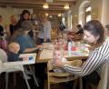 Bild: ubb
Lebahft geht's zu im Mehrgenerationenhaus, wenn jeden ersten Mittwoch im Monat die Familien zum Frühstücken kommen.
