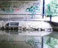 Bild: Petra Hartl
Unter der Brücke am Kurfürstenring haben sich schon viele mehr oder weniger kunstvoll verewigt.