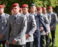 Bild: bö
Sie haben es gemeinsam geschafft - 13 Rekrutinnen und Rekruten legten ihr feierliches Gelöbnis in Schmidmühlen ab